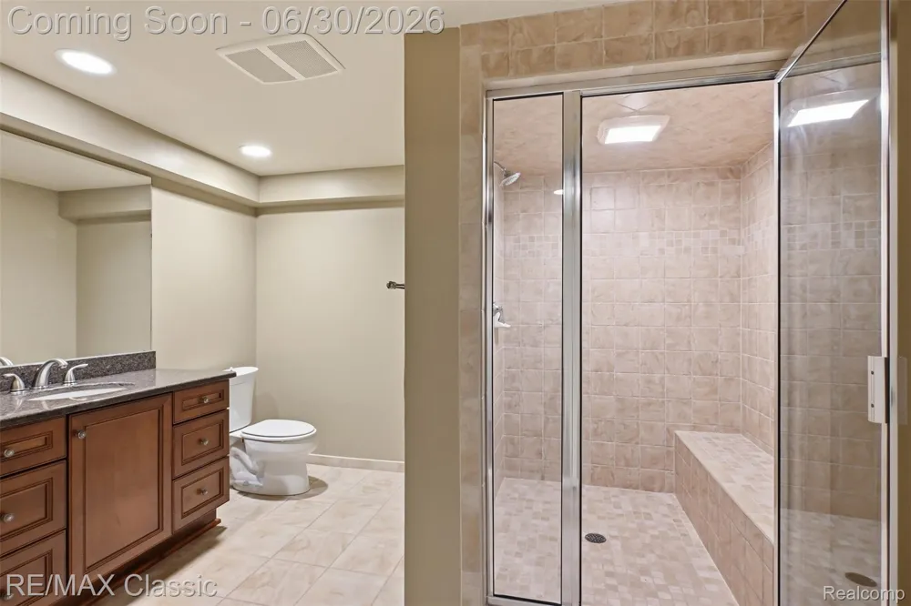 8033 Pine Ridge Court Salem Township, MI 48168