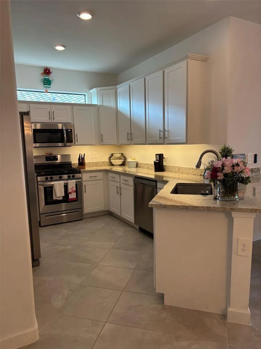 5410 MYSTIC WATER COVE Bradenton, FL 34211