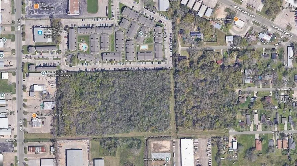 Austin Clute, TX 77531