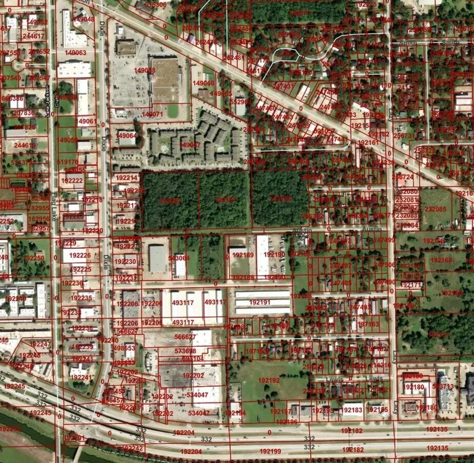 Austin Clute, TX 77531