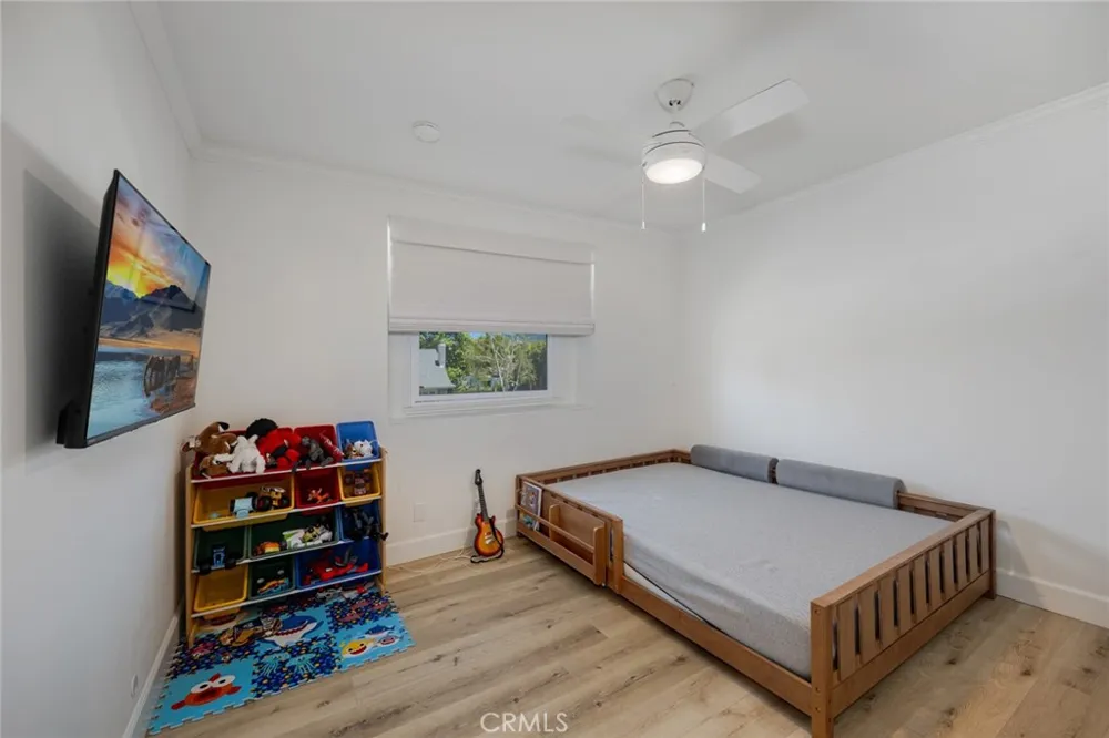 135 Lupe Avenue Newbury Park, CA 91320