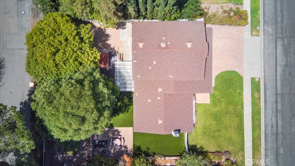 135 Lupe Avenue Newbury Park, CA 91320