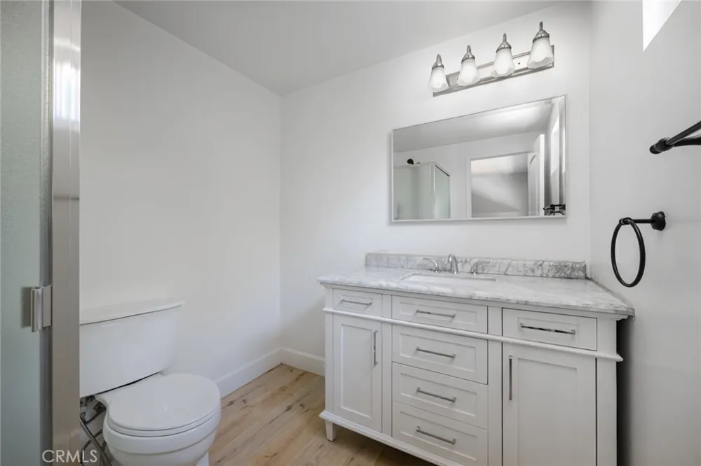 135 Lupe Avenue Newbury Park, CA 91320