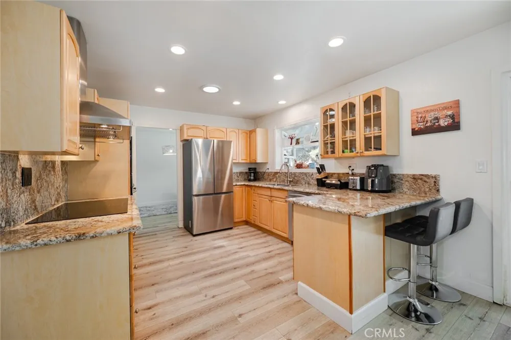 135 Lupe Avenue Newbury Park, CA 91320