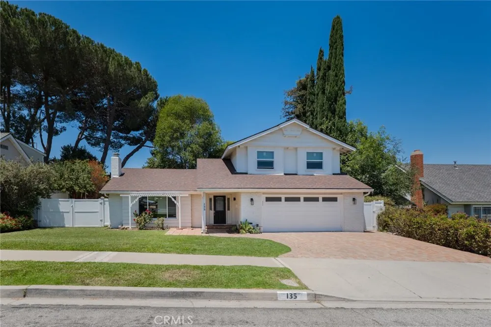 135 Lupe Avenue Newbury Park, CA 91320