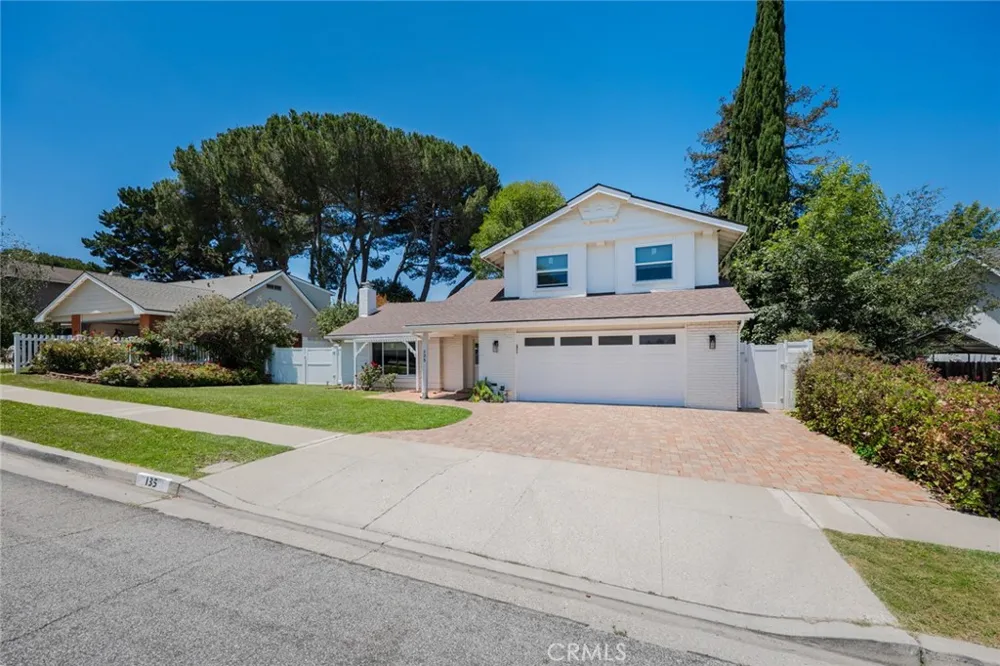 135 Lupe Avenue Newbury Park, CA 91320