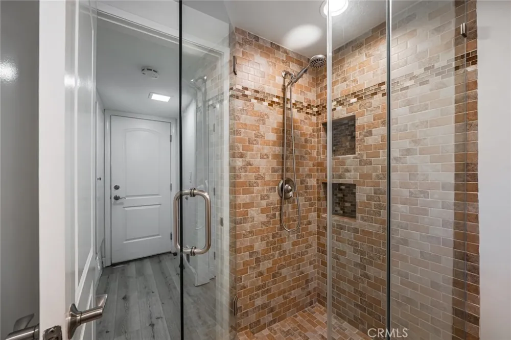 135 Lupe Avenue Newbury Park, CA 91320