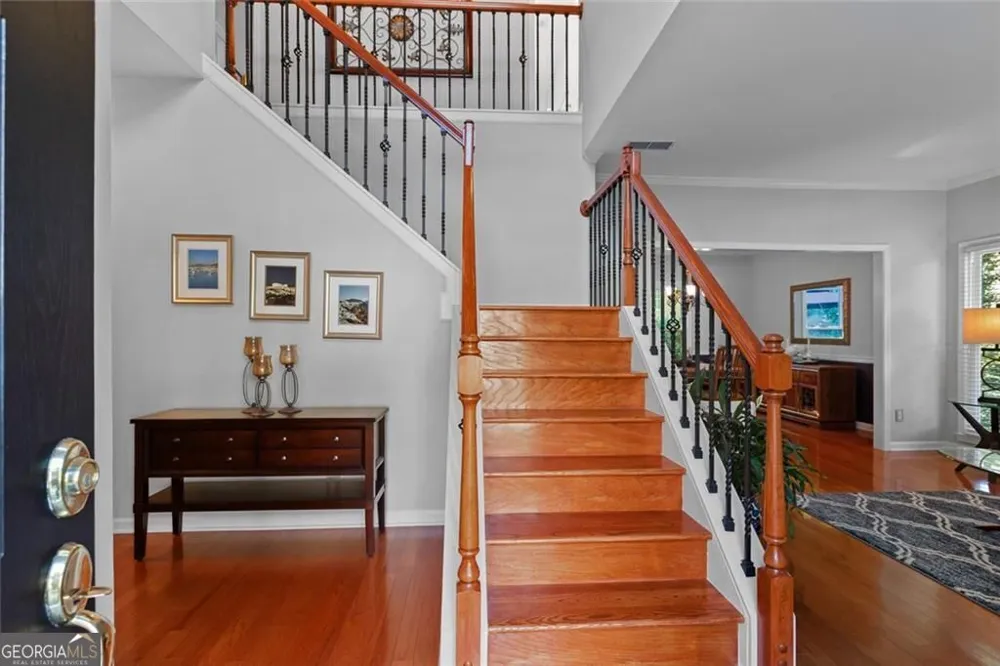 565 Windermere Park CT Alpharetta, GA 30022