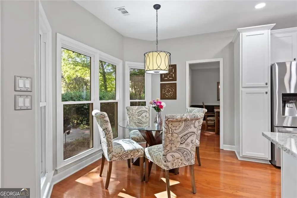 565 Windermere Park CT Alpharetta, GA 30022
