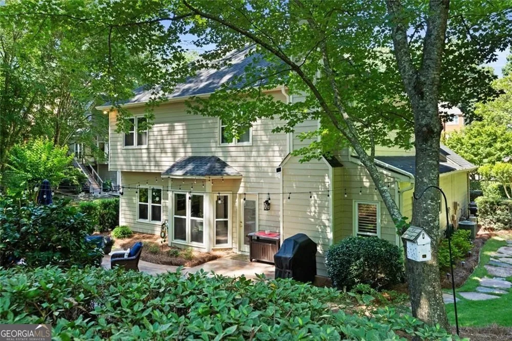 565 Windermere Park CT Alpharetta, GA 30022