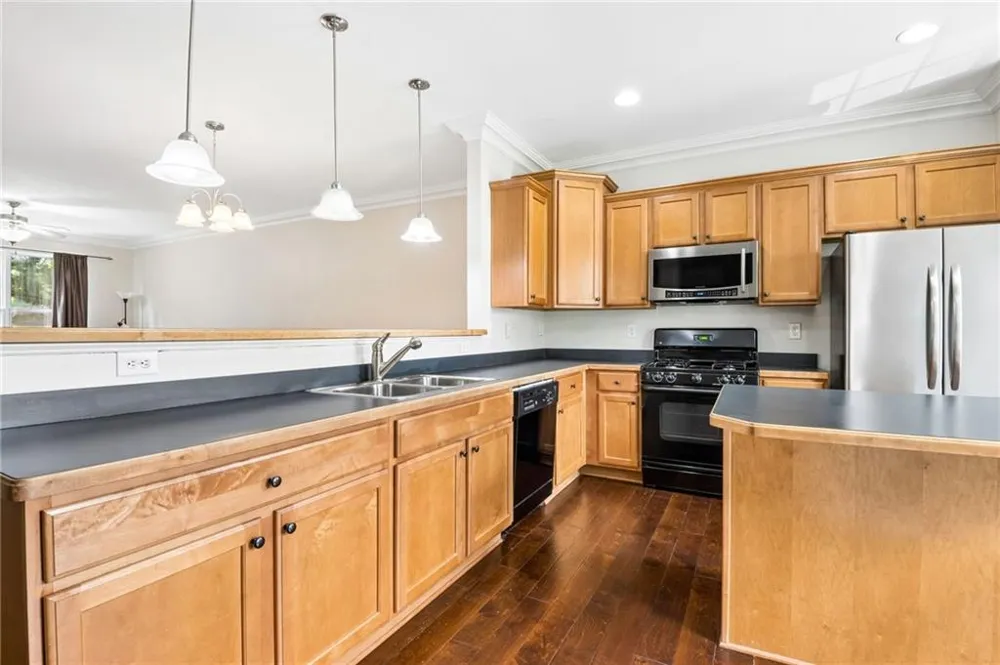 3279 Greenwood Oak Drive Peachtree Corners, GA 30092