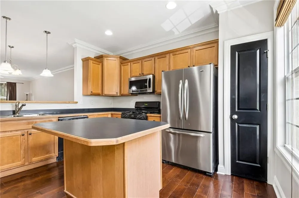 3279 Greenwood Oak Drive Peachtree Corners, GA 30092