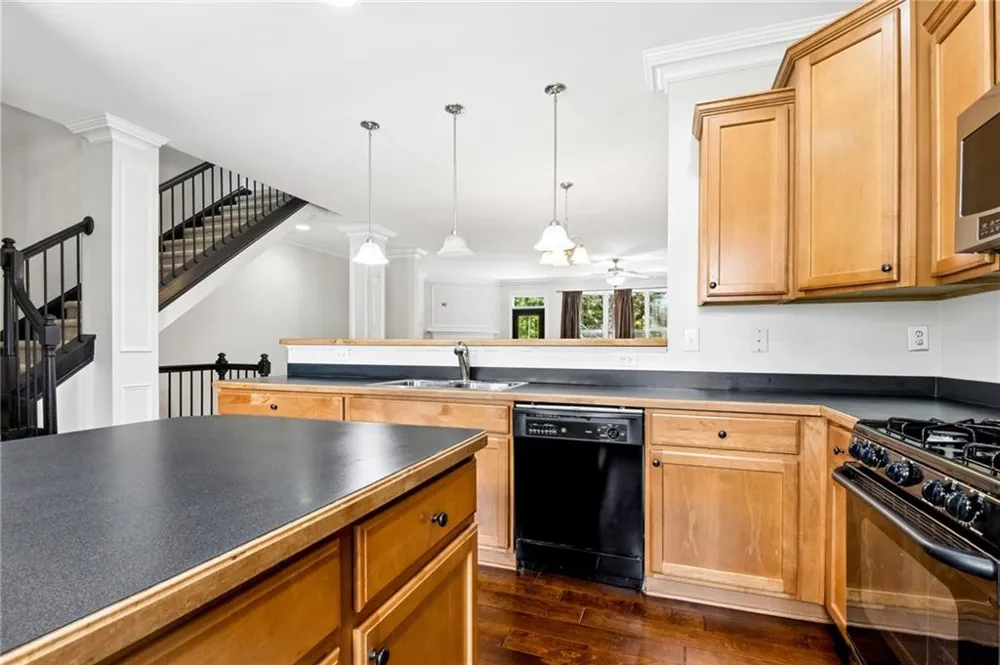 3279 Greenwood Oak Drive Peachtree Corners, GA 30092