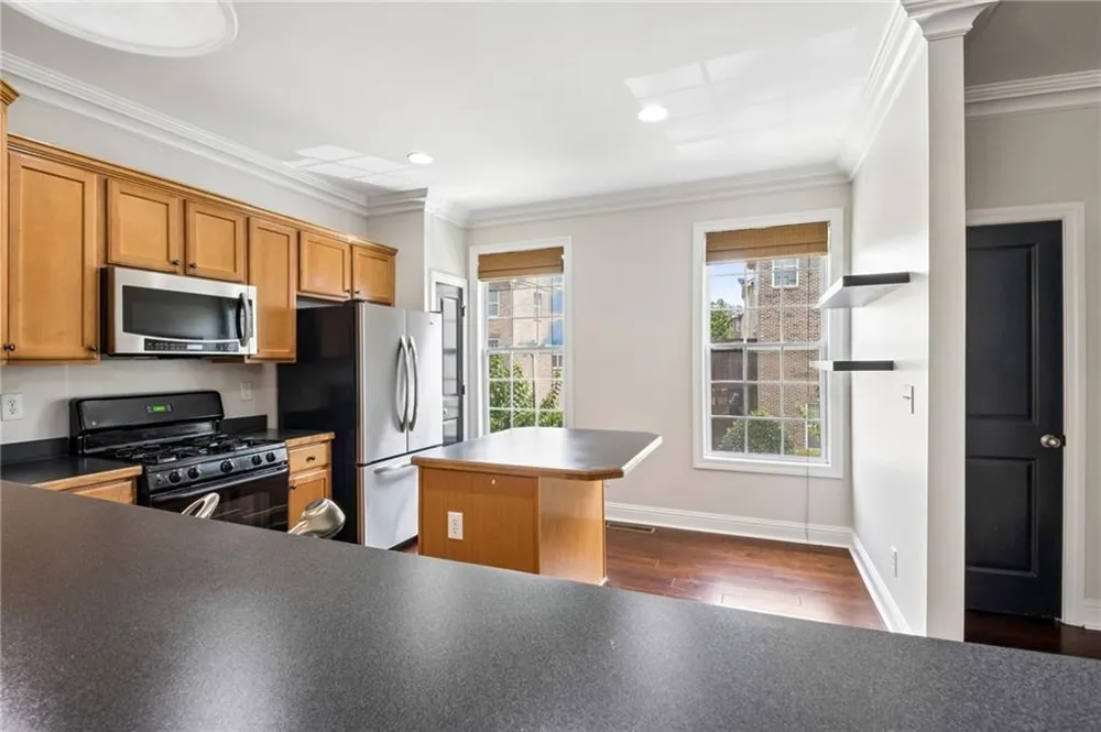 3279 Greenwood Oak Drive Peachtree Corners, GA 30092
