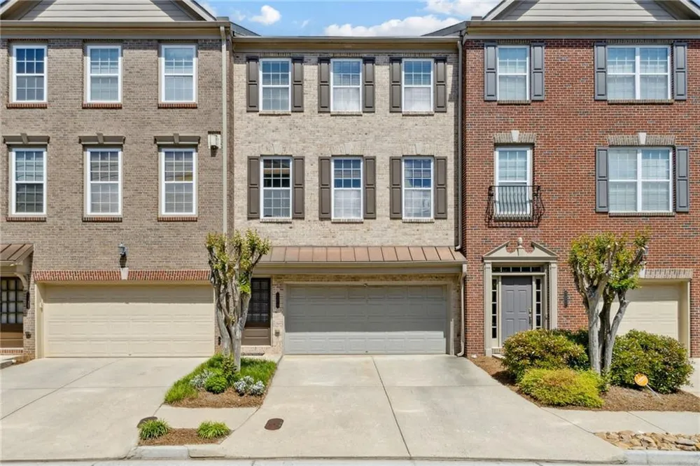 3279 Greenwood Oak Drive Peachtree Corners, GA 30092