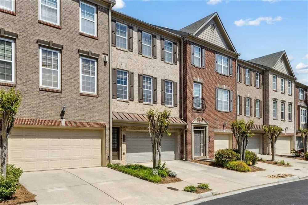 3279 Greenwood Oak Drive Peachtree Corners, GA 30092