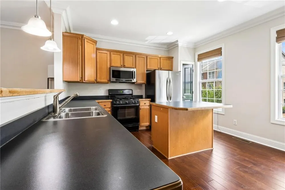 3279 Greenwood Oak Drive Peachtree Corners, GA 30092