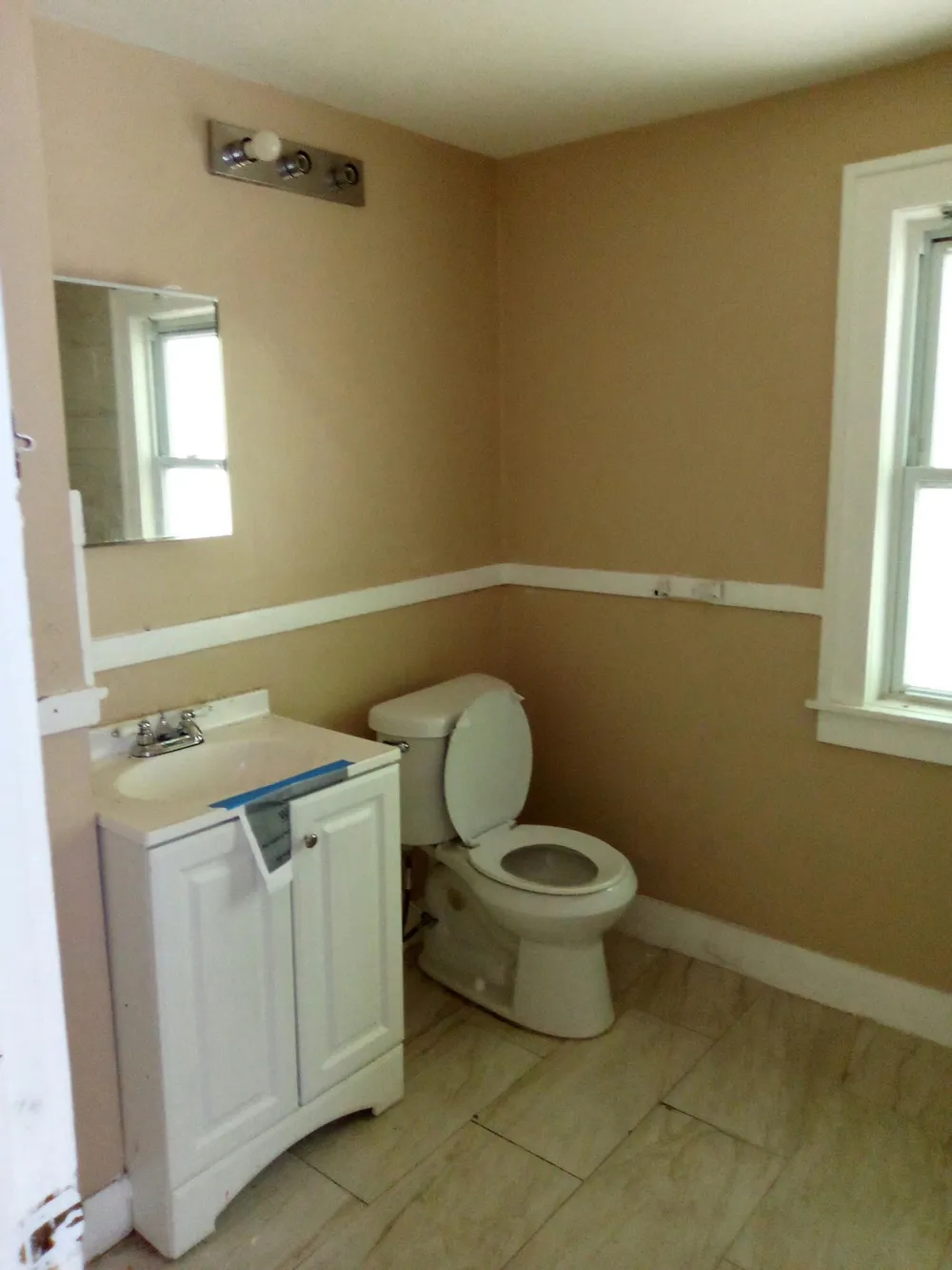 19347 Moenart Detroit, MI 48234