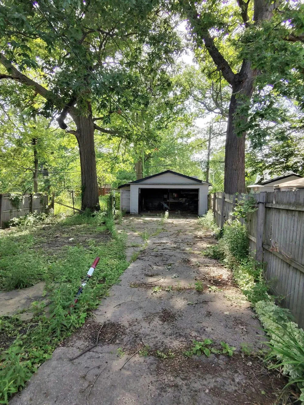 19347 Moenart Detroit, MI 48234