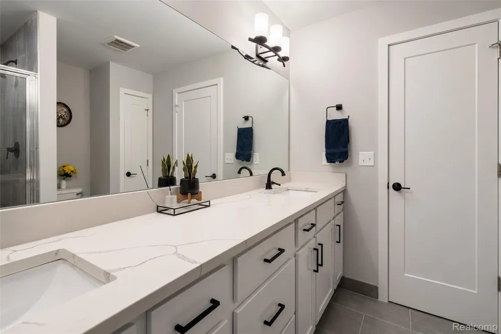 41626 Orianna Lane Novi City, MI 48375
