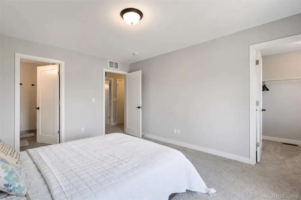41626 Orianna Lane Novi City, MI 48375