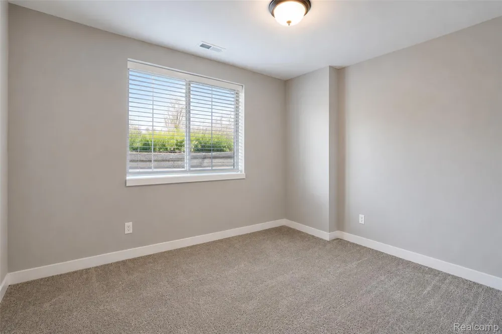 41626 Orianna Lane Novi City, MI 48375