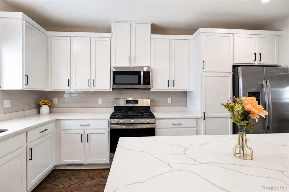 41626 Orianna Lane Novi City, MI 48375