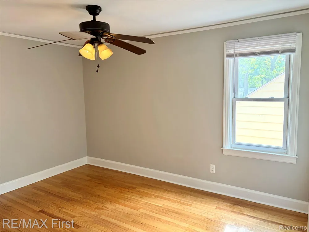 383 W Chesterfield Street Ferndale City, MI 48220