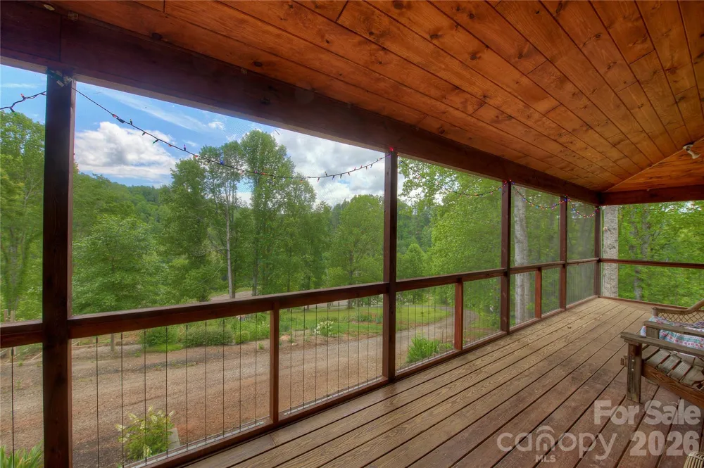 2825 Harrell Hill Road Bakersville, NC 28705