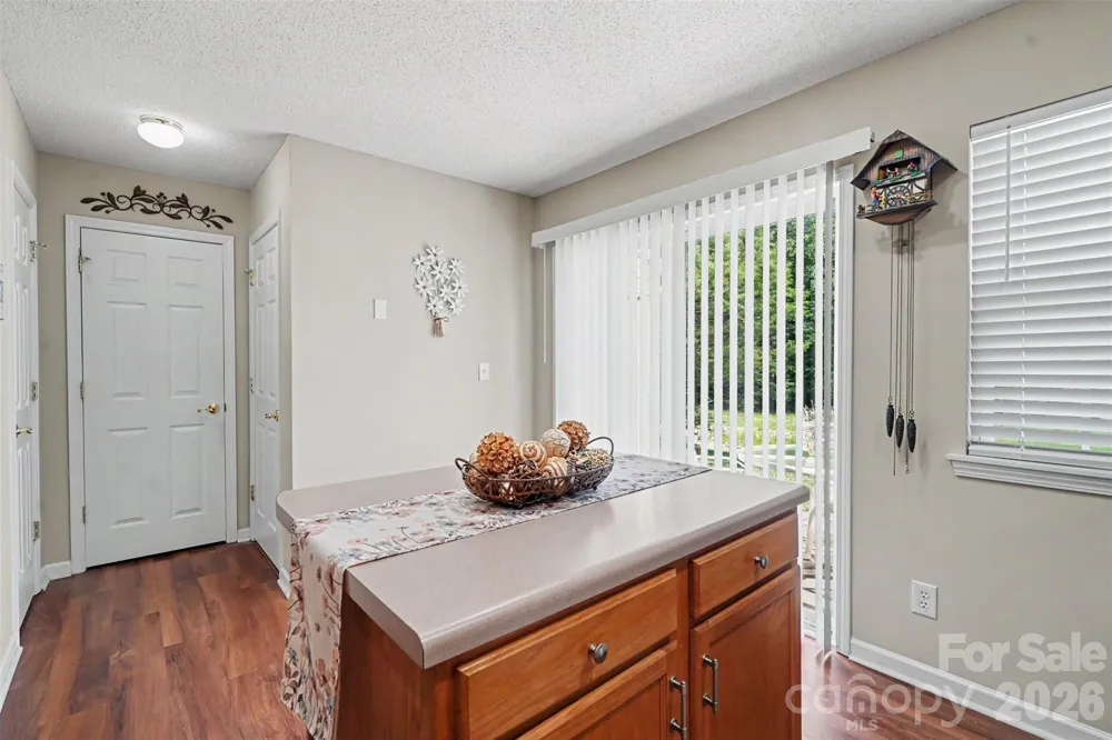 605 Gelderland Drive Matthews, NC 28104