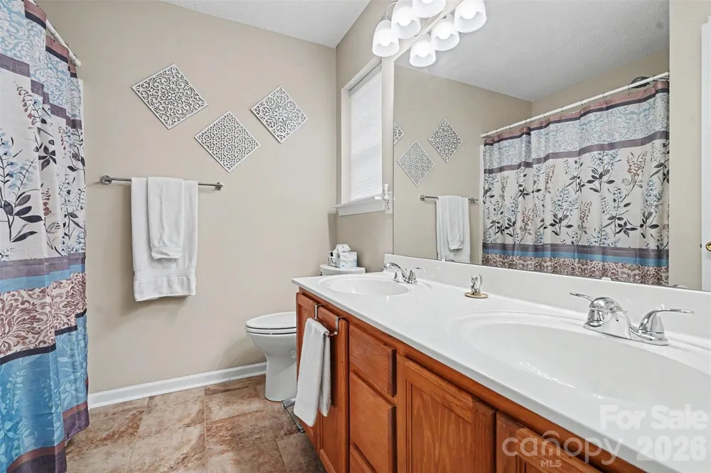 605 Gelderland Drive Matthews, NC 28104