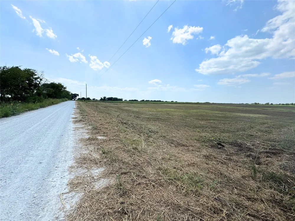 Private road 196 Blum, TX 76627