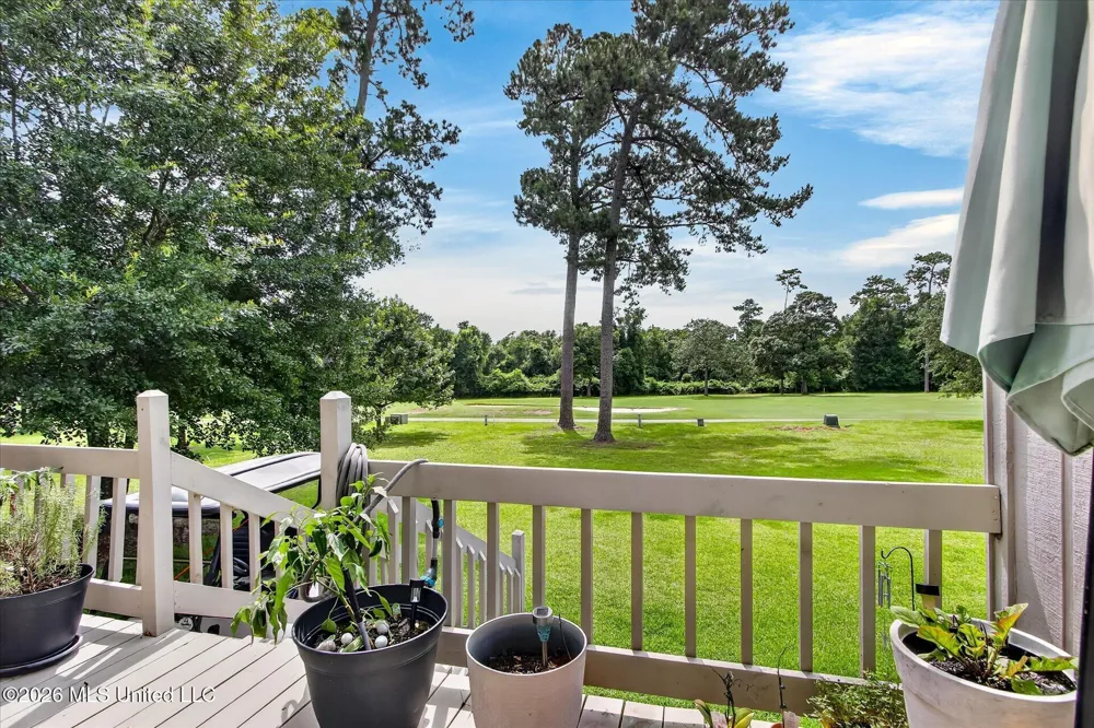 225 Highpoint Drive Diamondhead, MS 39525