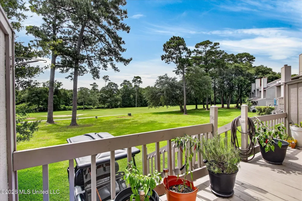 225 Highpoint Drive Diamondhead, MS 39525