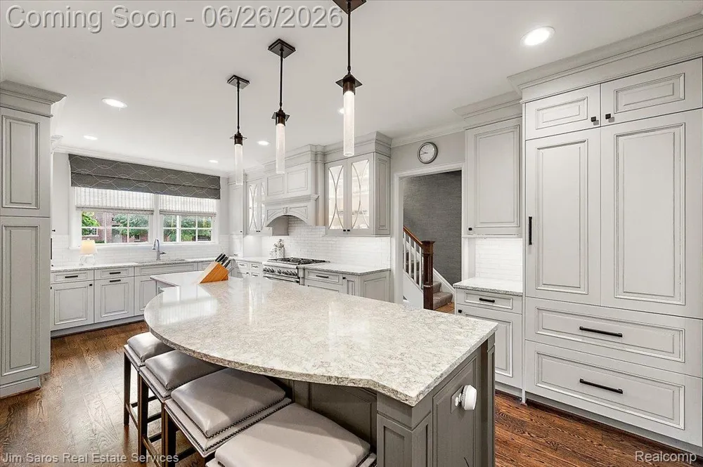 688 Balfour Street Grosse Pointe Park City, MI 48230