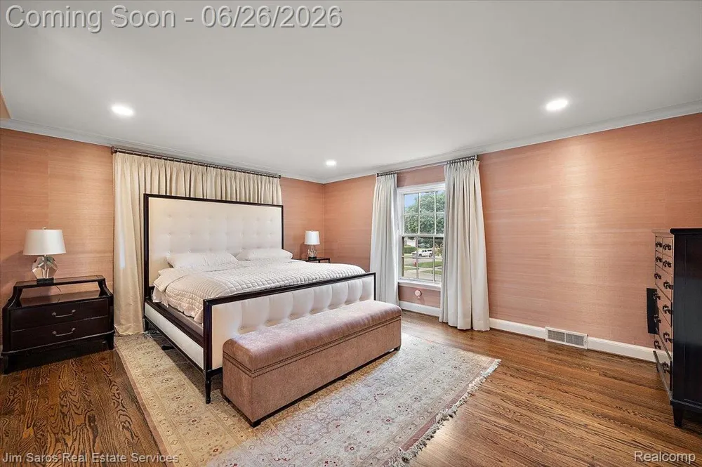 688 Balfour Street Grosse Pointe Park City, MI 48230