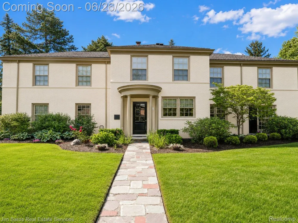 688 Balfour Street Grosse Pointe Park City, MI 48230