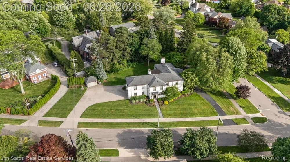 688 Balfour Street Grosse Pointe Park City, MI 48230