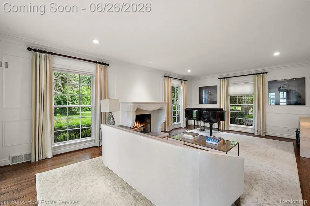 688 Balfour Street Grosse Pointe Park City, MI 48230