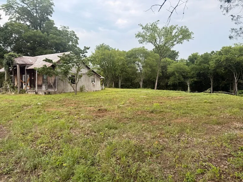 6730 Burnt Knob Rd Murfreesboro, TN 37129