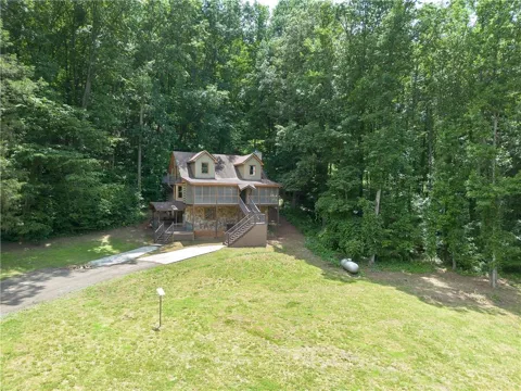 331 Salacoa Road SE