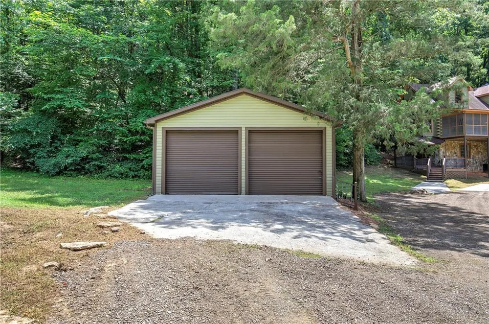 331 Salacoa Road SE Fairmount, GA 30139