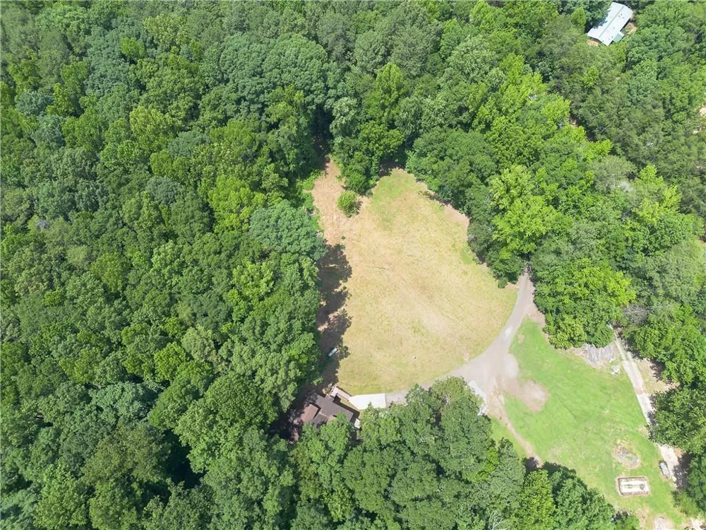 331 Salacoa Road SE Fairmount, GA 30139