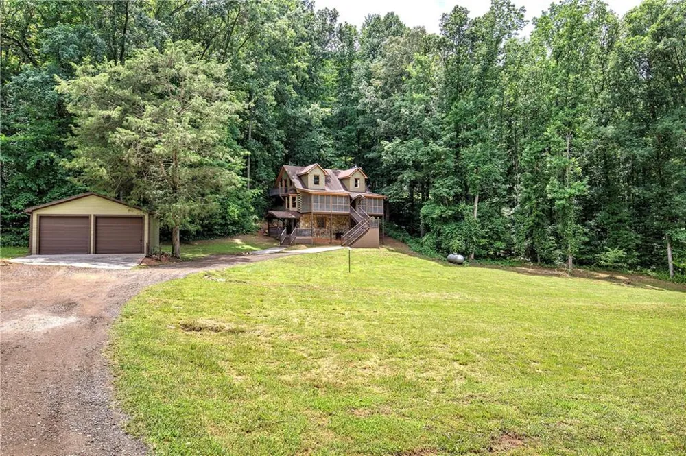 331 Salacoa Road SE Fairmount, GA 30139
