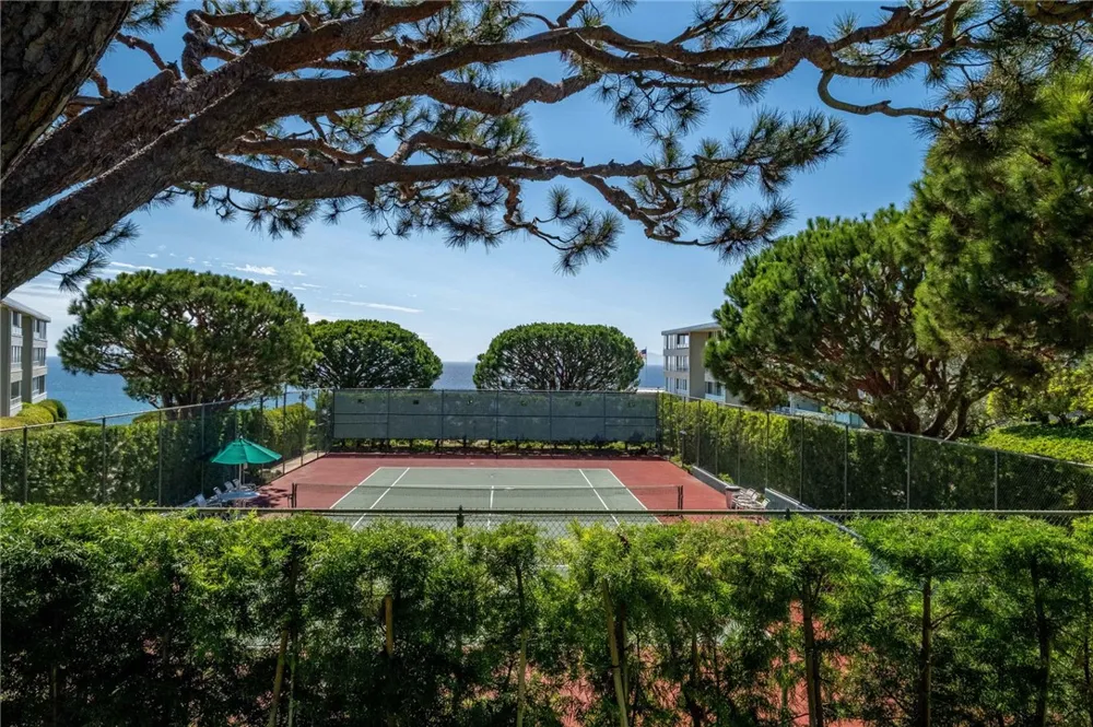 32614 Coastsite #305E Rancho Palos Verdes, CA 90275