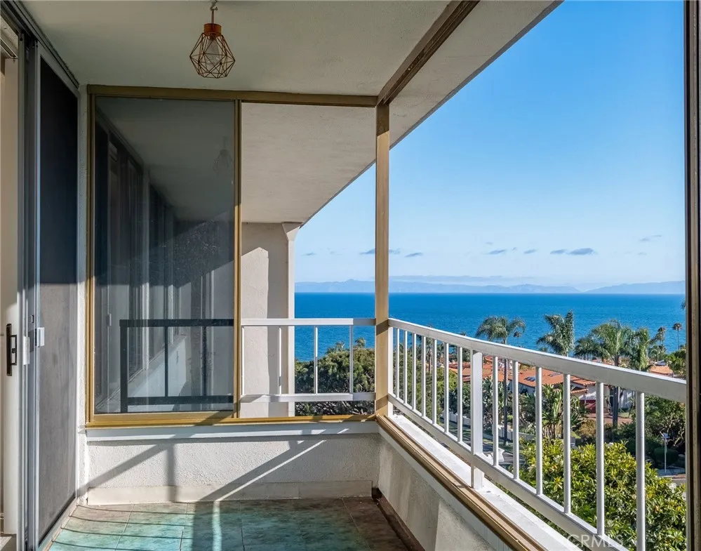 32614 Coastsite #305E Rancho Palos Verdes, CA 90275