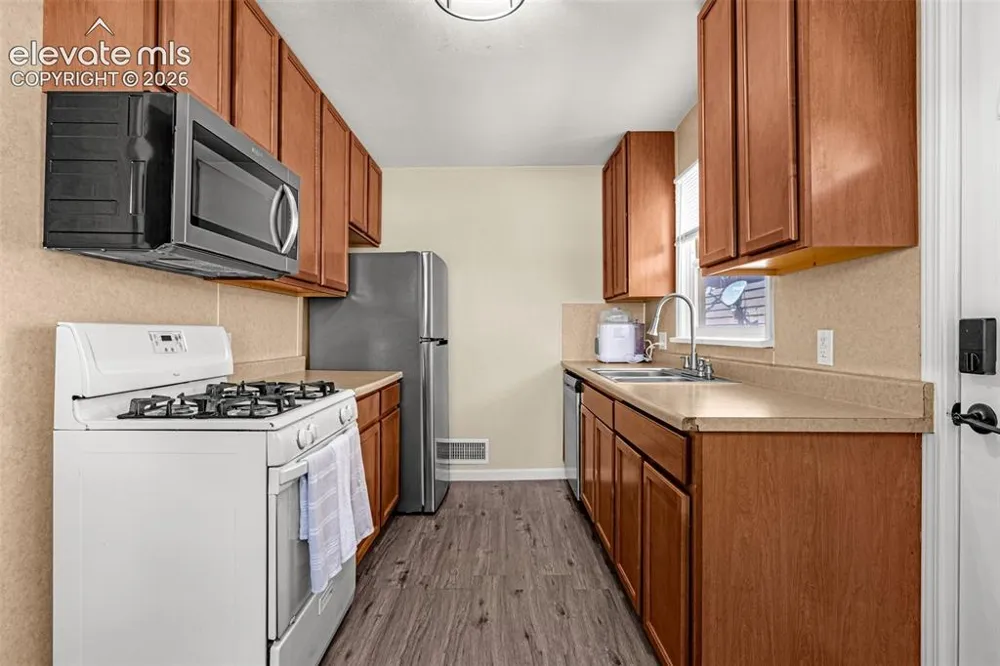 3023 2nd Avenue Pueblo, CO 81008