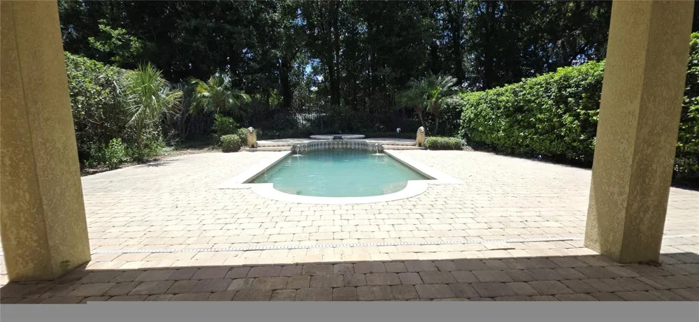 230 W TARRINGTON DRIVE Deland, FL 32724