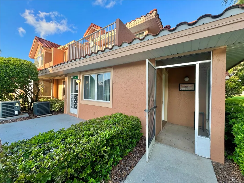 8302 WATERVIEW WAY #8302 Winter Haven, FL 33884