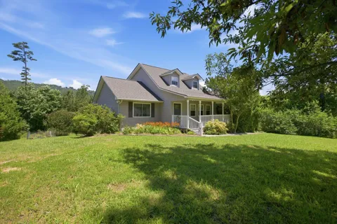 67 Whispering Pines Drive